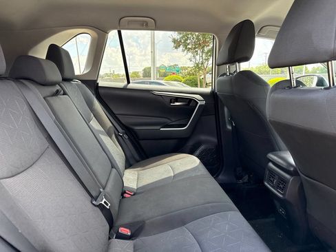Used 2024 Toyota RAV4 XLE FWD image 12