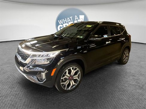 Certified 2021 Kia Seltos SX w/ SX Sunroof Package image 8