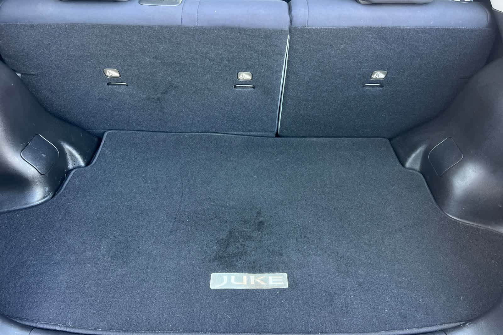 Used 2013 Nissan Juke S FWD image 25