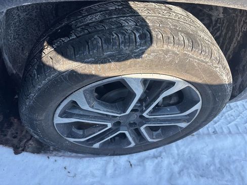 Used 2023 Jeep Compass Limited image 12