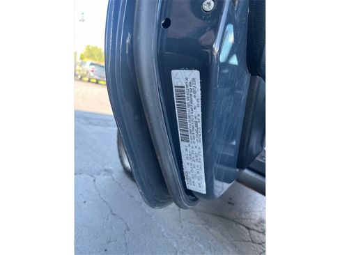 Used 2018 Jeep Wrangler Sport image 20