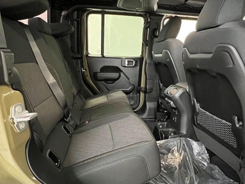 New 2026 Jeep Gladiator Mojave w/ Safety Group image 11