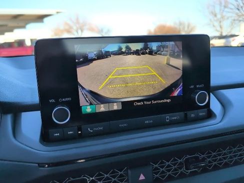 Used 2023 Honda Accord LX image 18