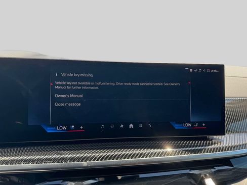 Used 2026 BMW X5 M60i AWD/4WD image 11