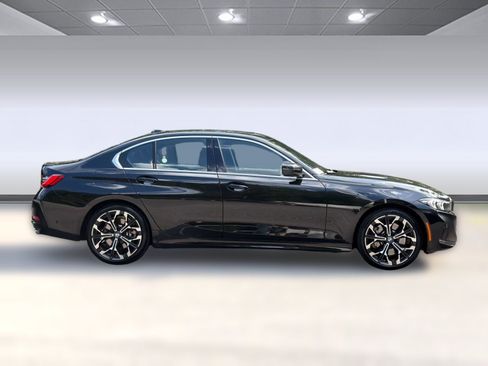 Used 2025 BMW 330i Sedan RWD image 7
