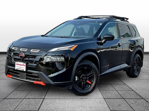 Certified 2026 Nissan Rogue SV AWD/4WD image 3