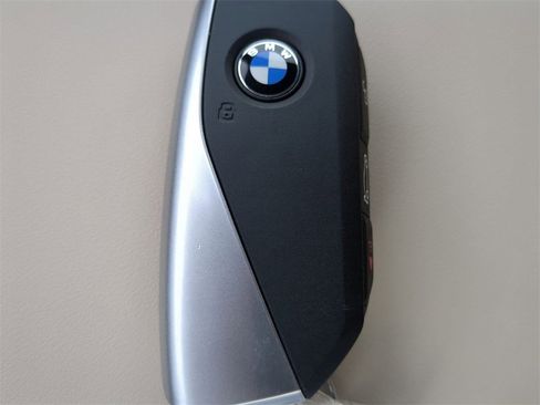 New 2026 BMW X3 xDrive30 w/ Premium Package image 30