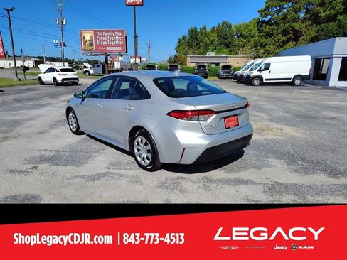 Used 2023 Toyota Corolla LE image 8