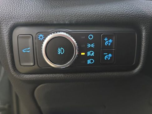 Used 2023 Ford Explorer XLT w/ Equipment Group 202A AWD/4WD image 28