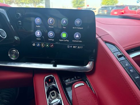 Used 2023 Chevrolet Corvette Stingray Premium Conv w/ Z51 Performance Package RWD image 6