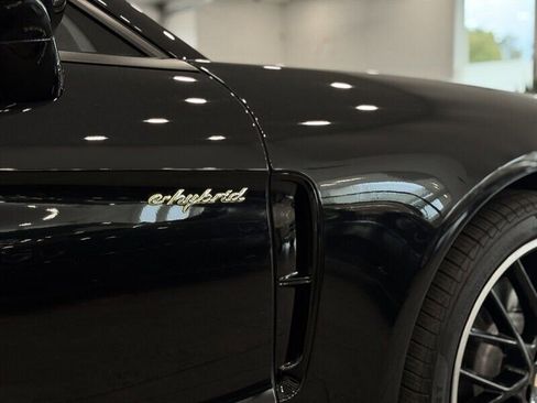 Used 2020 Porsche Panamera 4 image 48