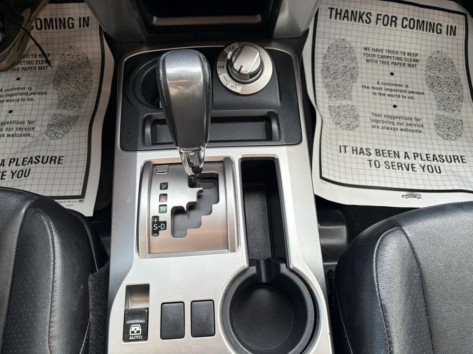 Used 2014 Toyota 4Runner SR5 AWD/4WD image 16