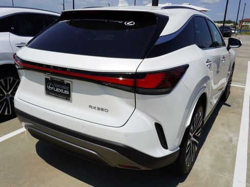 Certified 2025 Lexus RX 350 Premium Plus w/ Accessory Package (Z1) FWD image 5