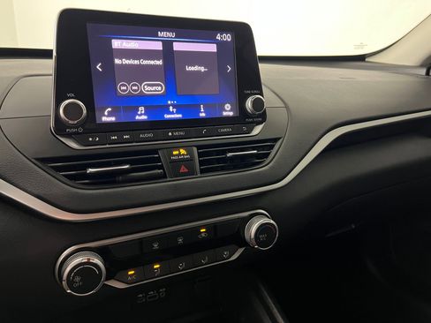 Used 2022 Nissan Altima 2.5 SV image 27