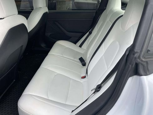 Used 2021 Tesla Model 3 Long Range image 21