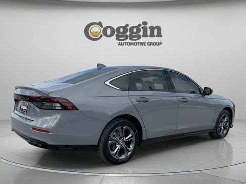 New 2025 Honda Accord EX-L image 6