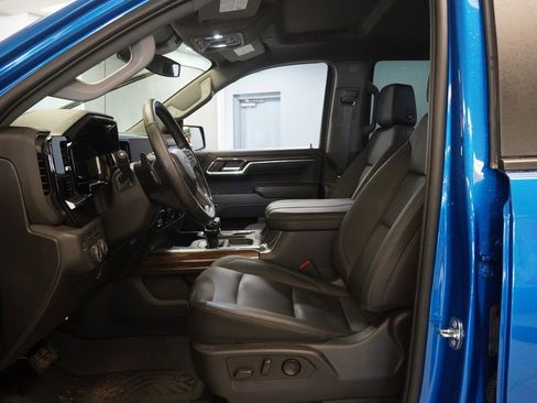 Used 2023 Chevrolet Silverado 1500 LT Trail Boss w/ LT Trail Boss Premium Package image 5