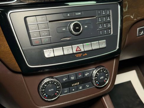 Used 2017 Mercedes-Benz GLS 450 4MATIC image 55