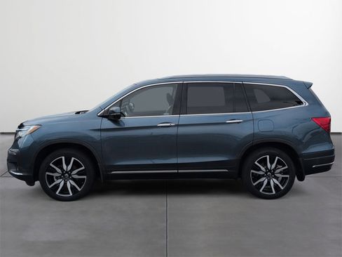 Used 2021 Honda Pilot Touring image 3