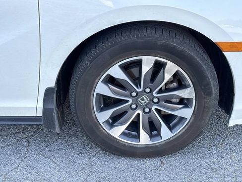 Used 2023 Honda Odyssey EX-L image 9