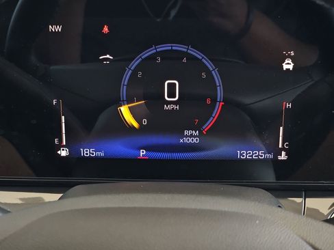 Used 2025 Chevrolet Trax ACTIV w/ Driver Confidence Package FWD image 24