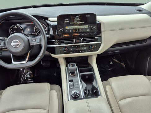 Certified 2023 Nissan Pathfinder SL AWD/4WD image 15