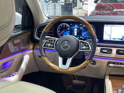 Certified 2022 Mercedes-Benz GLS 450 4MATIC image 3