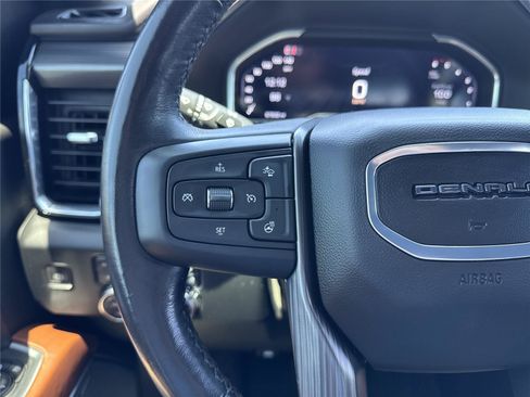 Used 2024 GMC Sierra 2500 Denali Ultimate w/ Max Trailering Package AWD/4WD image 22