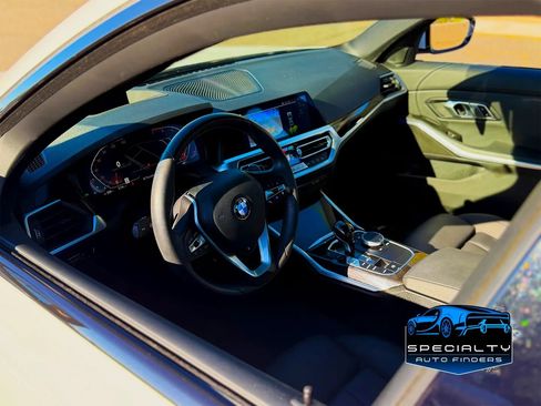 Used 2020 BMW 330i Sedan w/ Premium Package image 7
