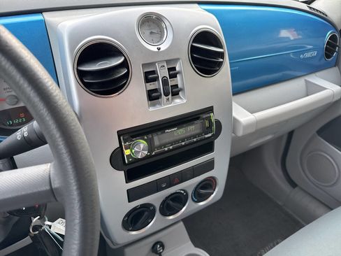 Used 2008 Chrysler PT Cruiser Base 4dr Wagon image 21