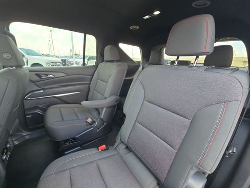 Used 2024 Chevrolet Traverse Z71 w/ Enhanced Driving Package AWD/4WD image 28