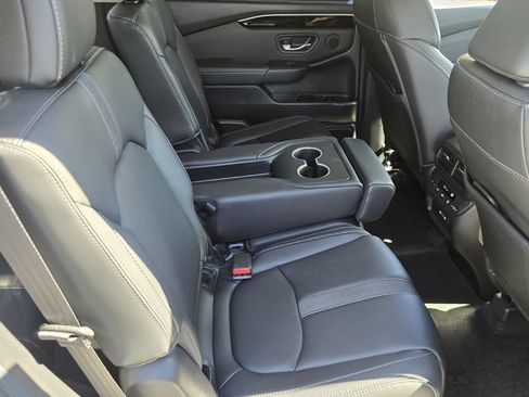 Used 2024 Honda Pilot EX-L image 14