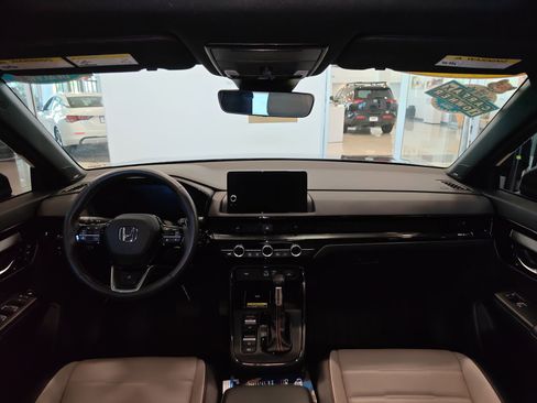 Used 2025 Honda CR-V Sport Touring image 32