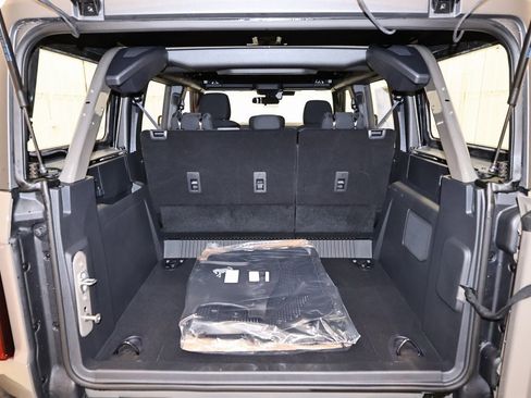 New 2026 Ford Bronco 4-Door image 27