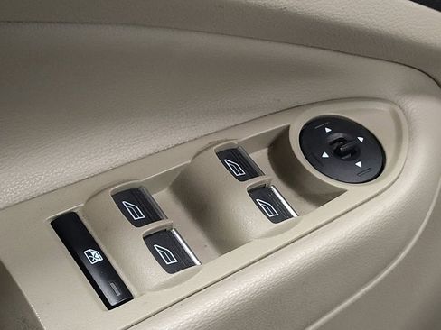 Used 2017 Ford Escape Titanium w/ Equipment Group 301A image 27