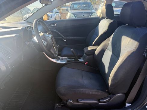 Used 2006 Scion tC Base 2dr Hatchback w/Manual image 10