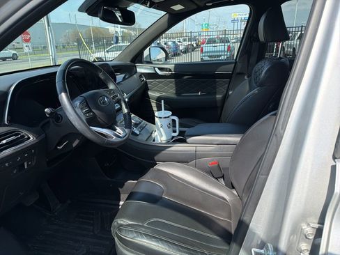 Used 2022 Hyundai Palisade Calligraphy image 8