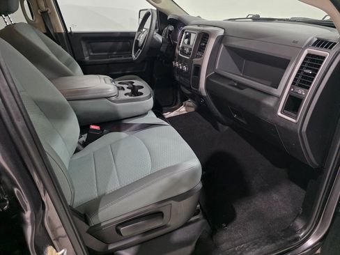 Used 2018 RAM 1500 Express image 22