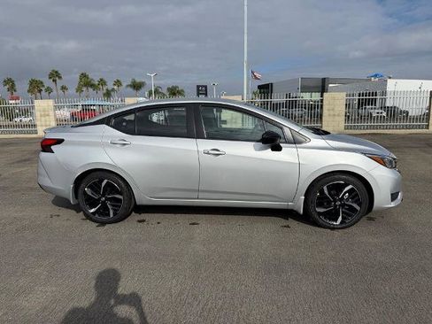 New 2025 Nissan Versa SR w/ Trunk Package image 7