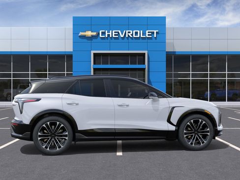 New 2026 Chevrolet Blazer EV SS w/ Performance Package AWD/4WD image 5