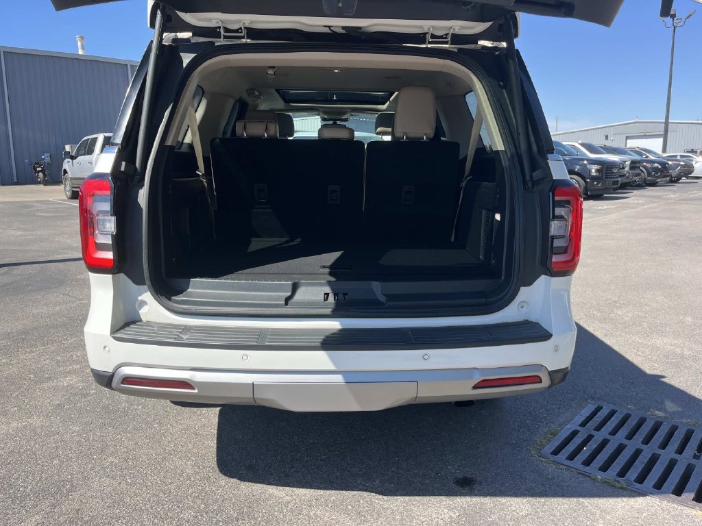 Used 2023 Ford Expedition Max Limited RWD image 16