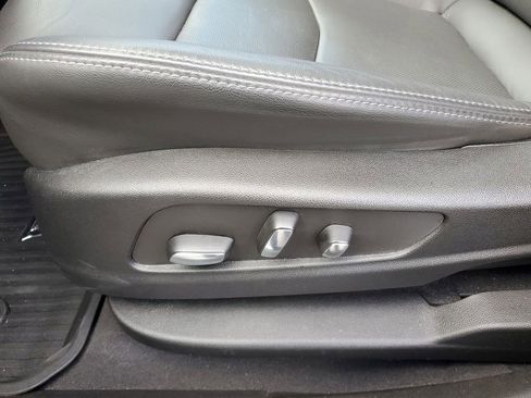 Certified 2024 Cadillac XT6 Premium Luxury image 9