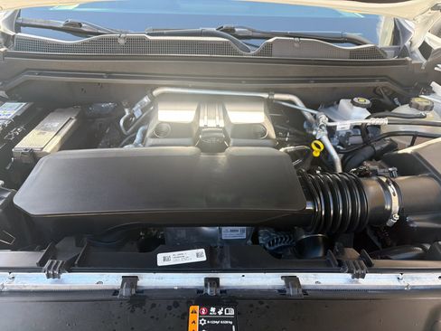 Used 2024 Chevrolet Colorado LT w/ LT Convenience Package image 36