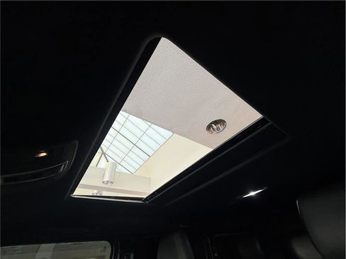 Used 2015 Mercedes-Benz G 63 AMG 4MATIC image 18