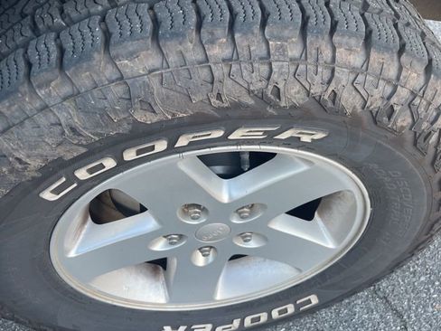 Used 2015 Jeep Wrangler Unlimited Sport w/ Quick Order Package 24S image 9