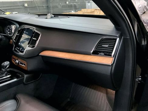 Used 2019 Volvo XC90 T6 Inscription w/ Advanced Package image 18