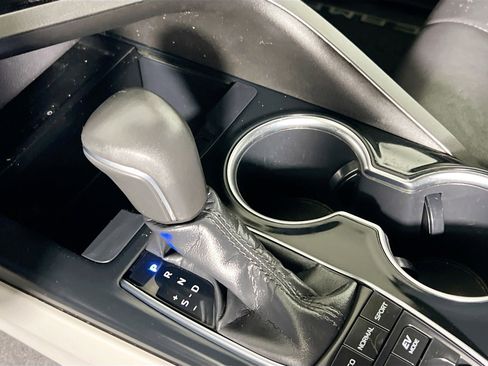 Used 2019 Toyota Camry XLE w/ Driver Assist Package image 25