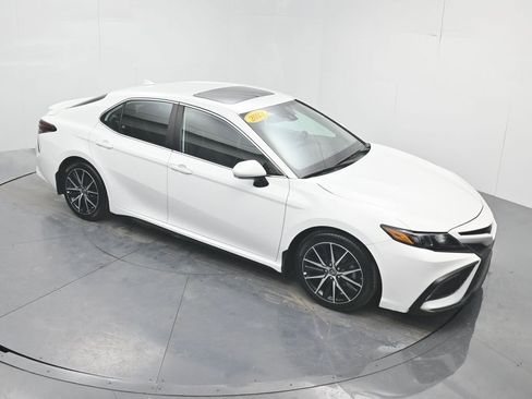 Used 2023 Toyota Camry SE image 52