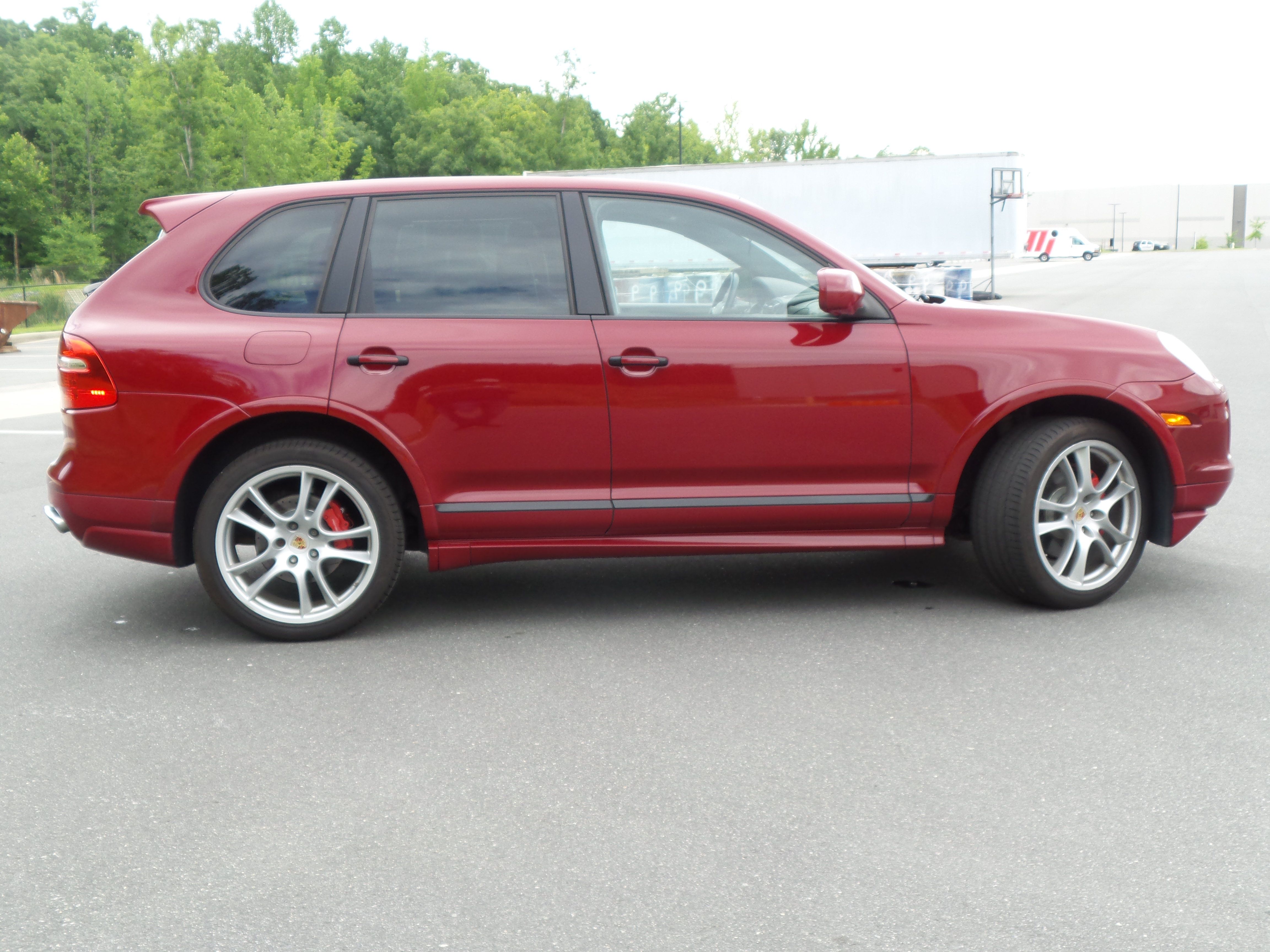 Used 2009 Porsche Cayenne GTS AWD/4WD image 7