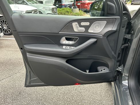 Certified 2026 Mercedes-Benz GLS 450 4MATIC image 18